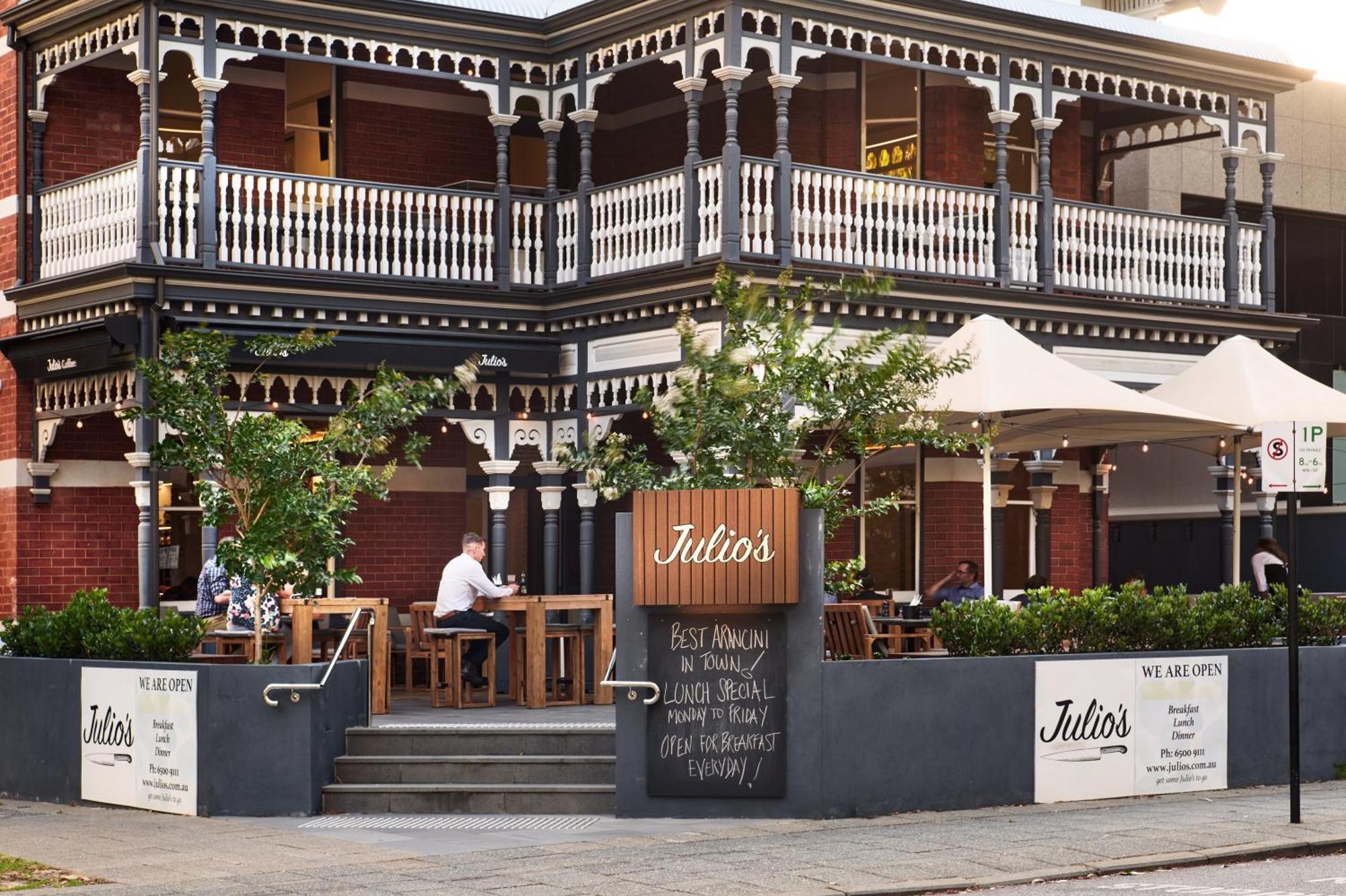 Holiday Inn West Perth By Ihg Exterior photo